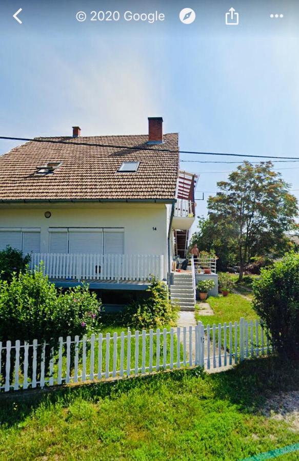 Lelle-Kert Apartman 02 Balatonlelle Dış mekan fotoğraf